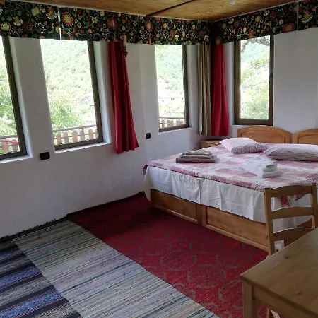 Elena Гостевой дом