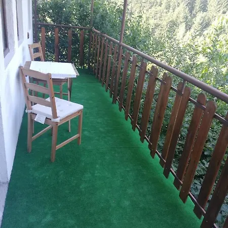 Elena ゲストハウス Kosovo